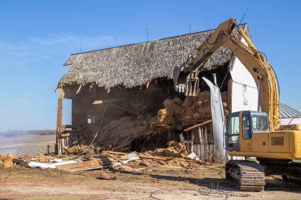 Barn Demolition in Arlington Heights