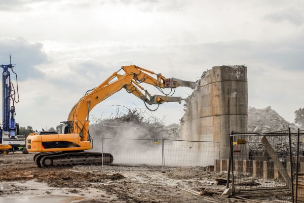 Silo Demolition in Arlington Heights