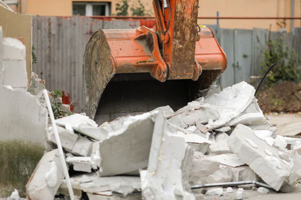 Concrete Deconstruction in Arlington Heights
