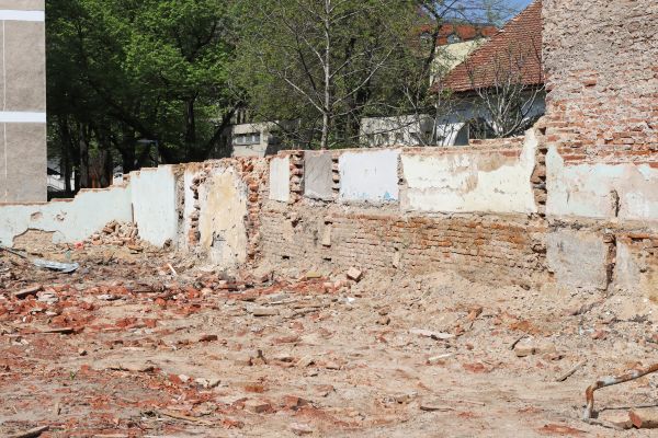 Brick Wall Demolition in Arlington Heights